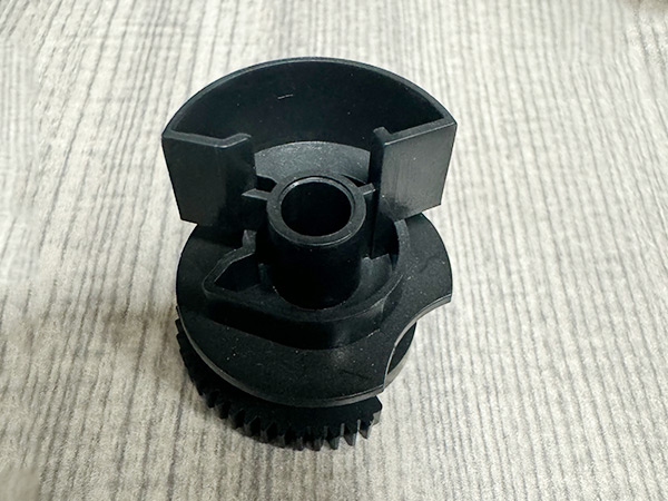 Plastic gear casing